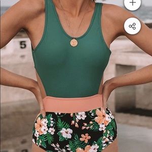 MISS U HIBISCUS PRINT ONE-PIECE SWIMSUIT Cupshe